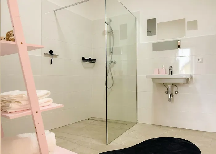 Nahe Der Suedsteirischen Weinstrasse * Straß in Steiermark